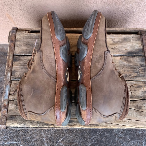 Olukai Hamakui Leather Chukka Moc Toe Boot - Picture 5 of 9